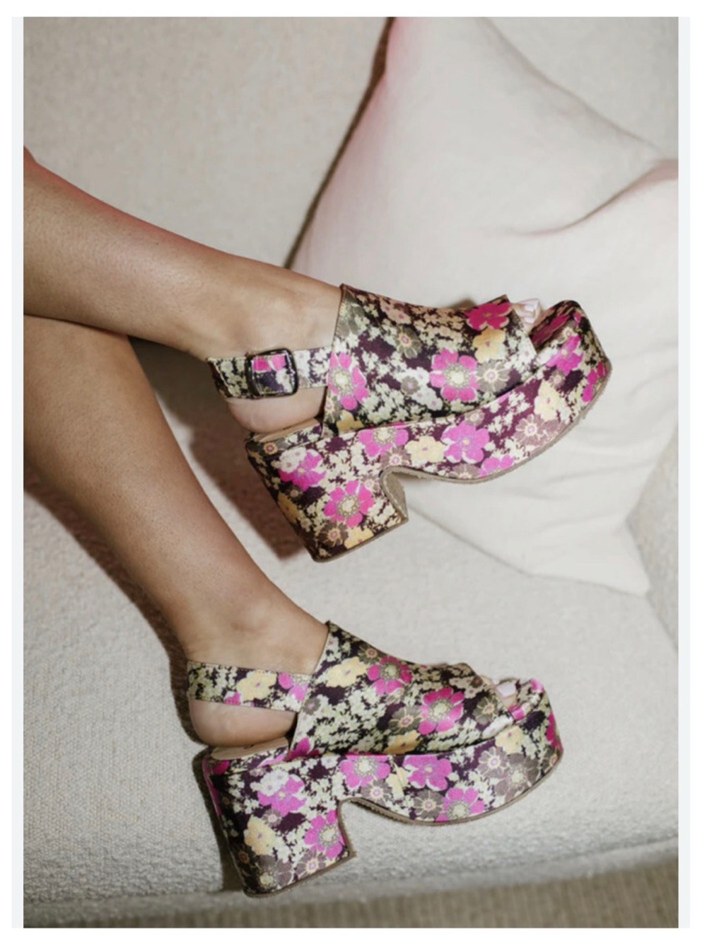 FREE PEOPLE Nicola Wedge Sandal Ditsy
Floral Satin Platform Boho Girlie 40/9